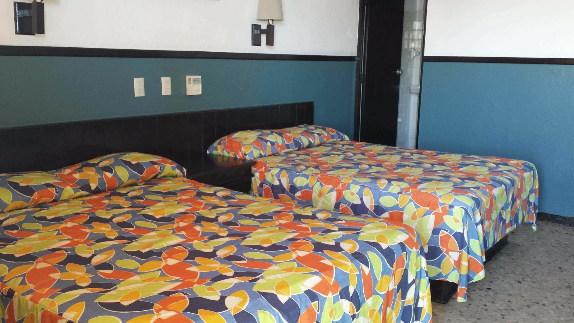Hotel Acuario 2*
